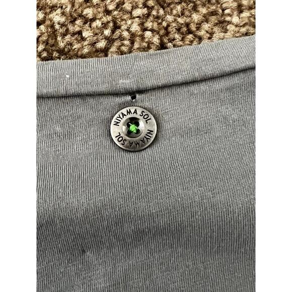 NWT Niyama Sol unisex gray short sleeve top size XS - Picture 5 of 5